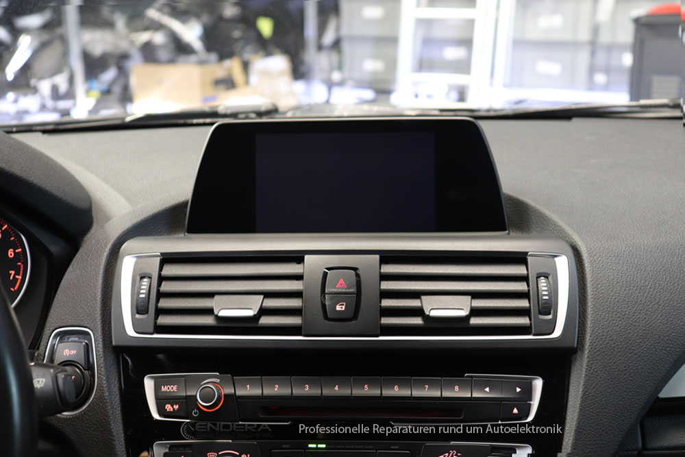 Navigation Displayfehler Reparatur BMW F20/F21